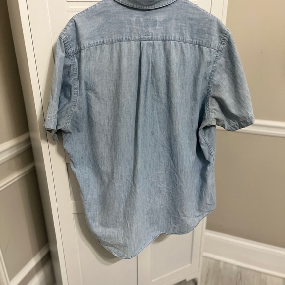 Ralph Lauren Light Blue Short-Sleeve Chambray Button-Down Shirt - Picture 2 of 3